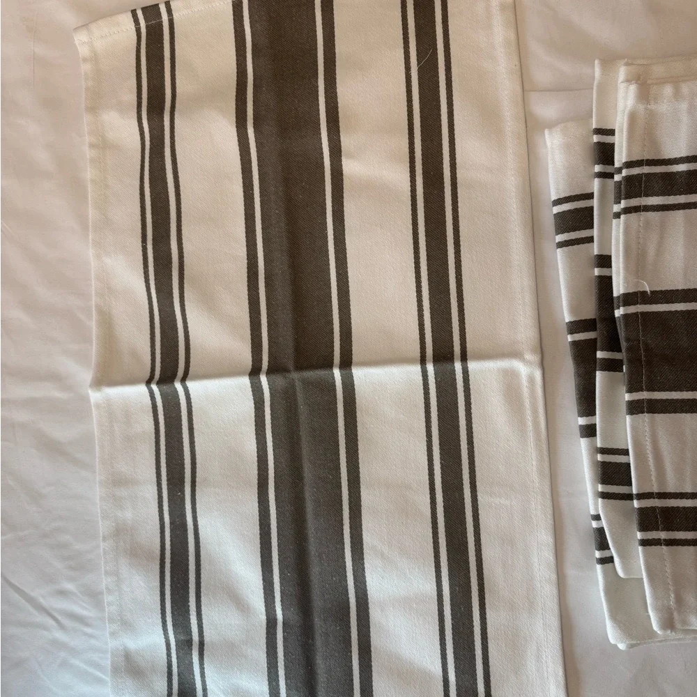 Striped Brown and White Dining Table Mats - Classic Cotton